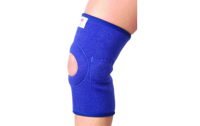 Vissco Neoprene Patella Knee Brace With 2 Bioflex Magnets